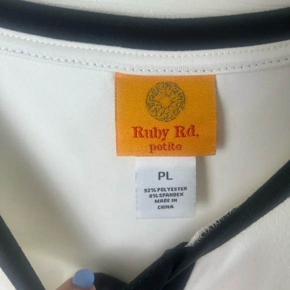 Ruby Rd. Top - Picture 3 of 4